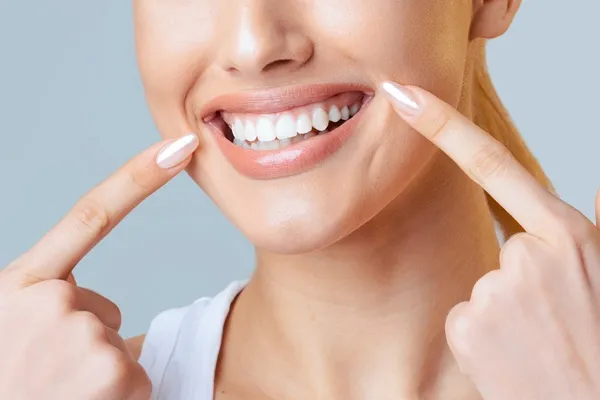 29040 maintaining white smile