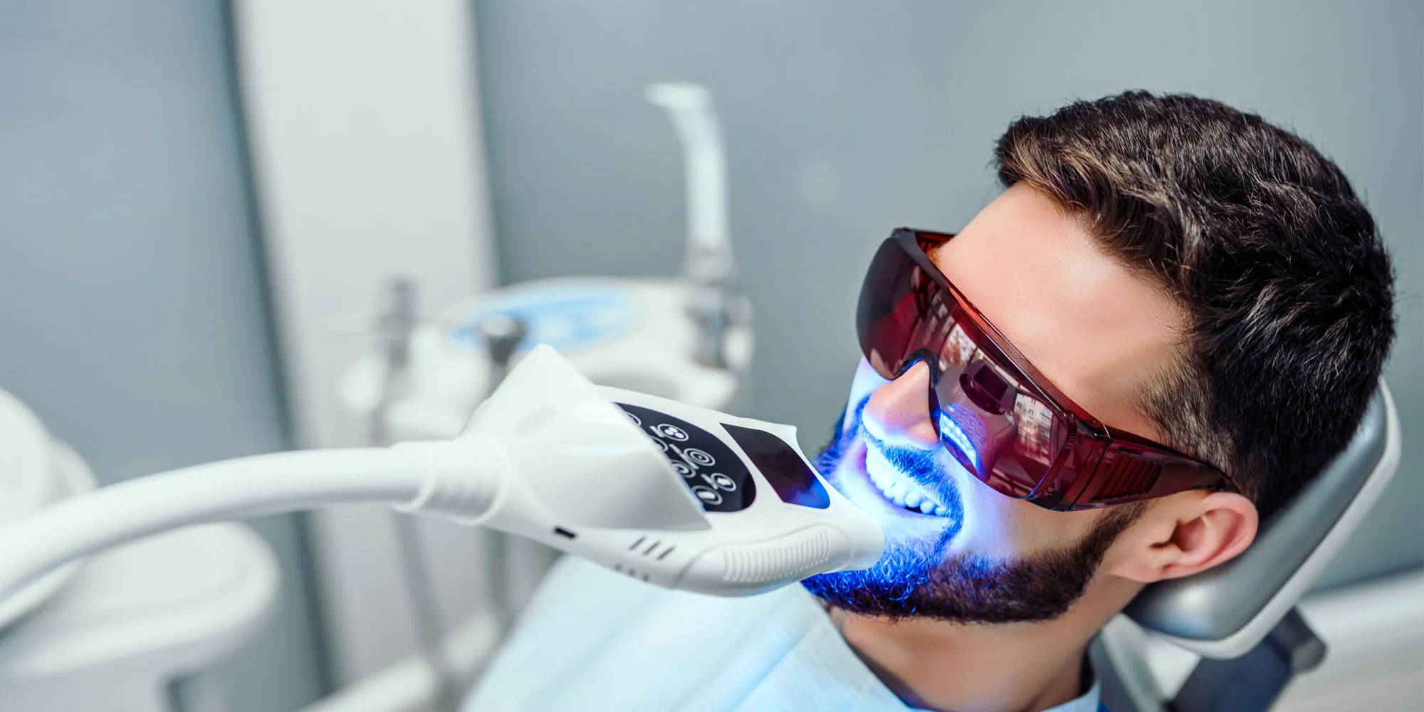 /img/29101-teeth-whitening-results.webp