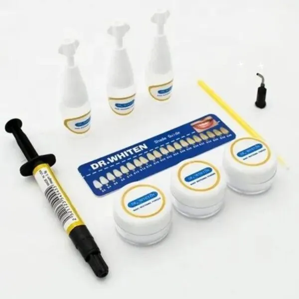 /img/29131-teeth-whitening-lifestyle.webp