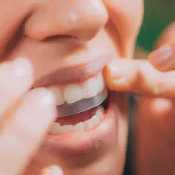 /img/29132-dental-checkup.webp