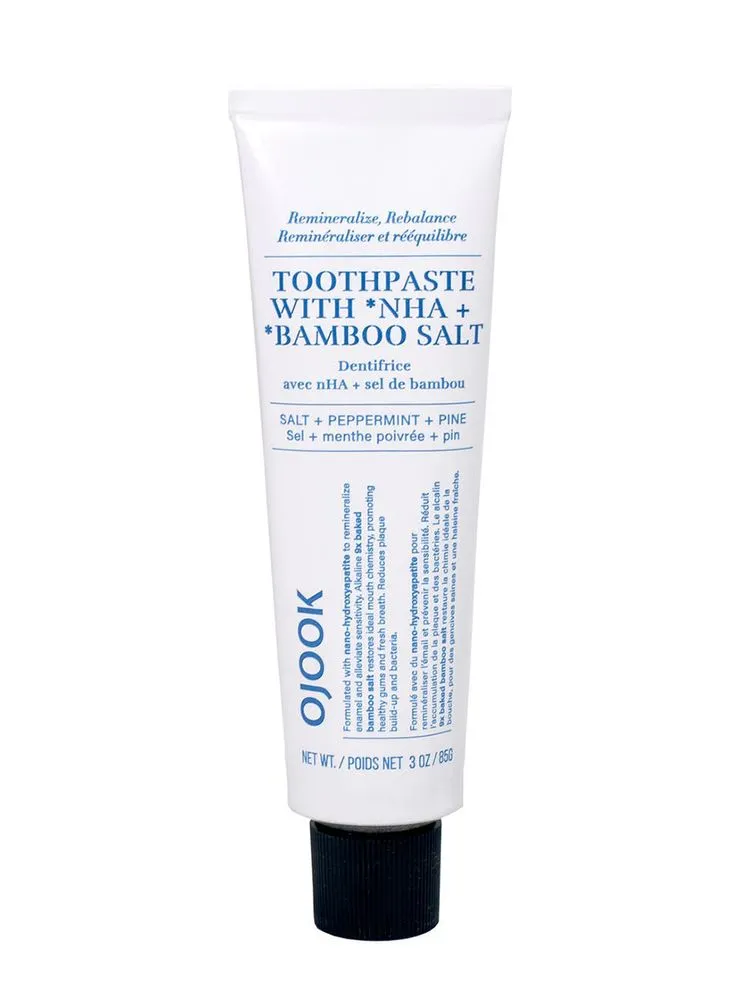 /img/29146-side-effects-toothpaste.webp