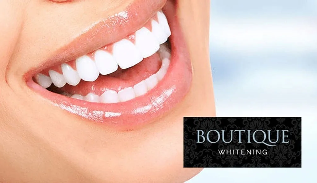 /img/29153-teeth-whitening-consultation.webp