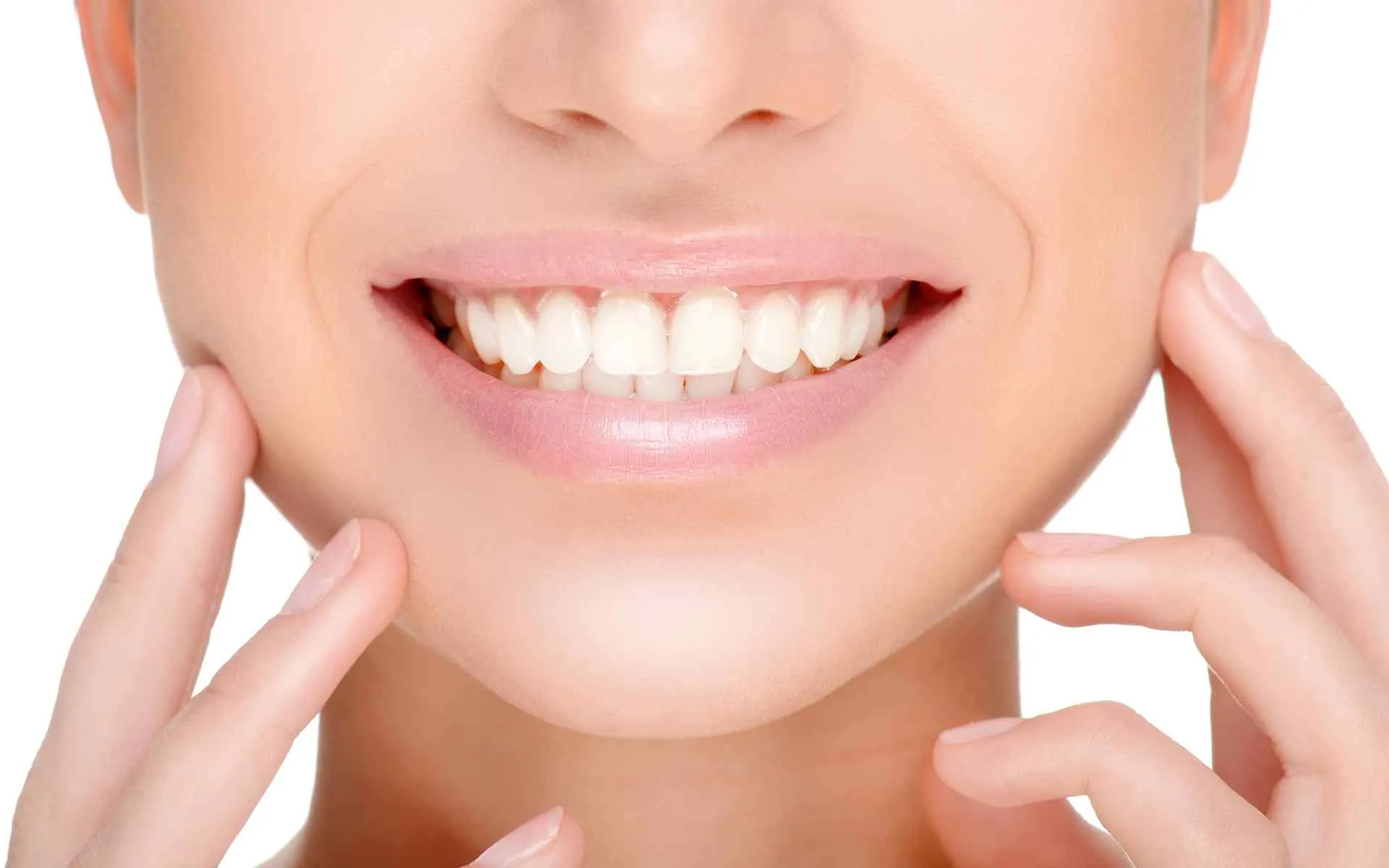 /img/29215-whitening-strips-damage-teeth-image7.webp