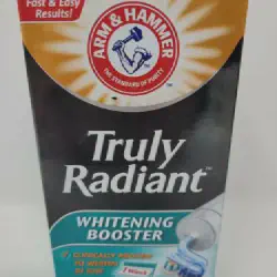 /img/29258-teeth-whitening-routine.webp