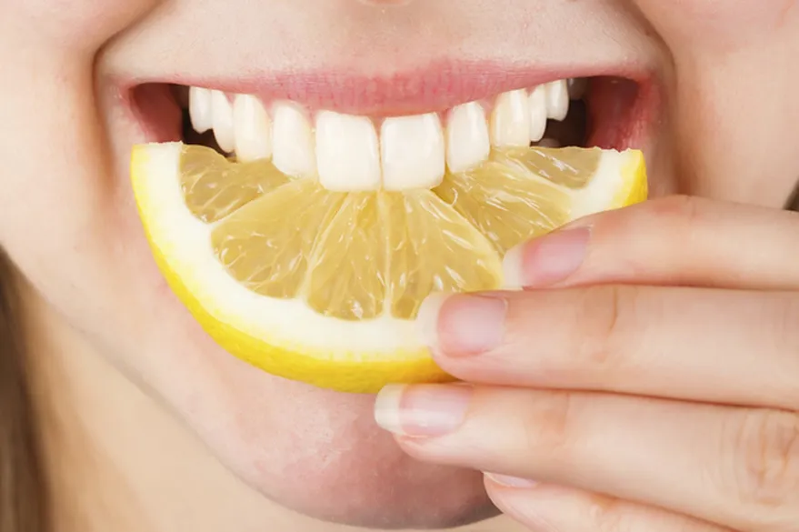 29270 mixing baking soda lemon
